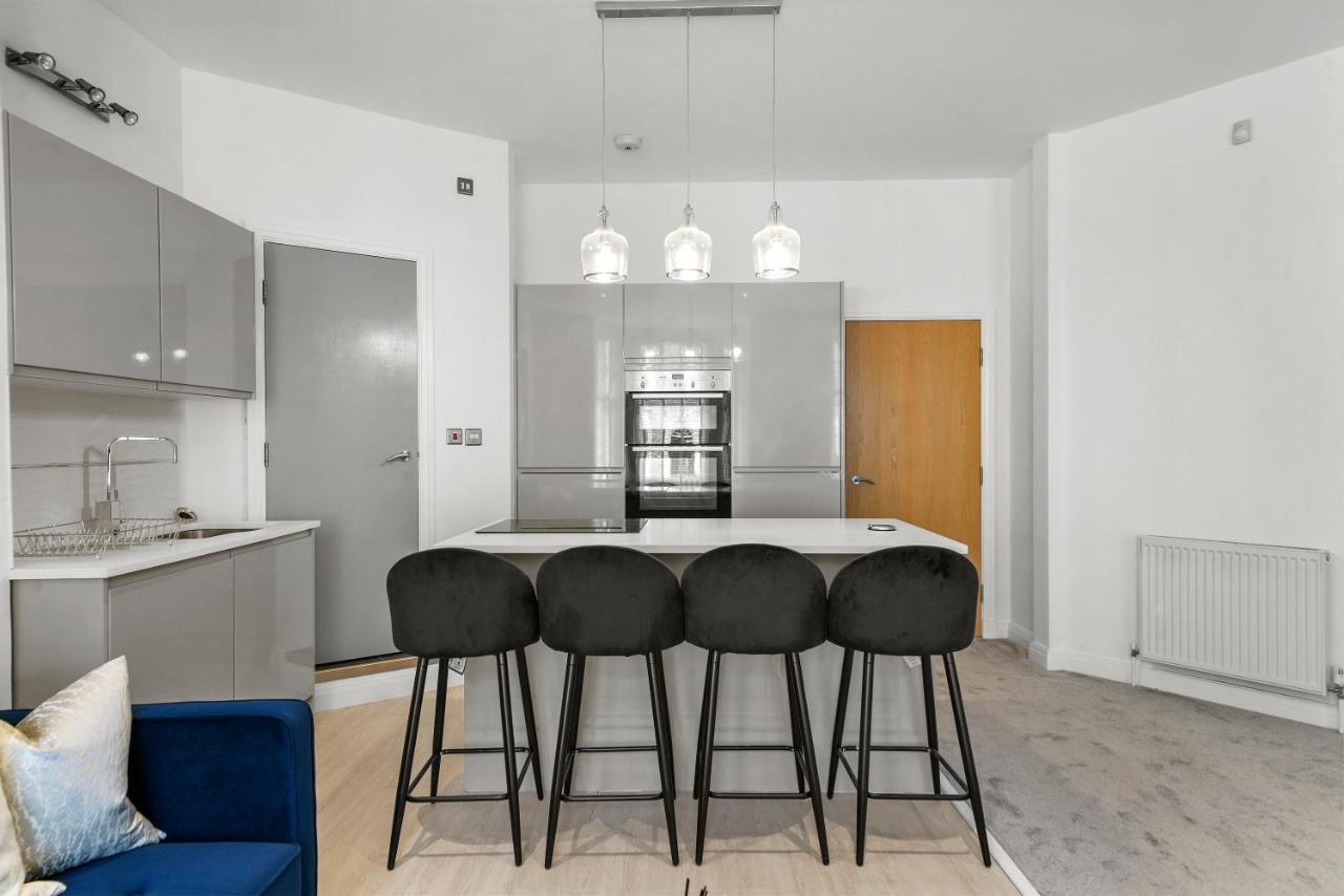יורק Vikings Duplex Apartment City Centre With Free Parking מראה חיצוני תמונה