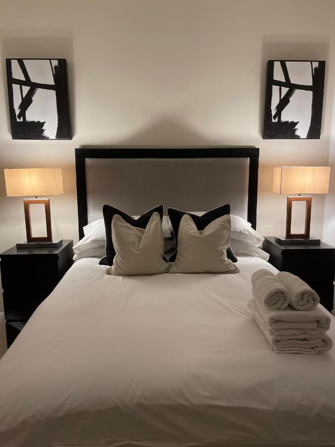 יורק Vikings Duplex Apartment City Centre With Free Parking מראה חיצוני תמונה